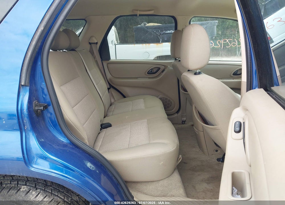 2007 FORD ESCAPE VIN: 1FMYU03157KB51504