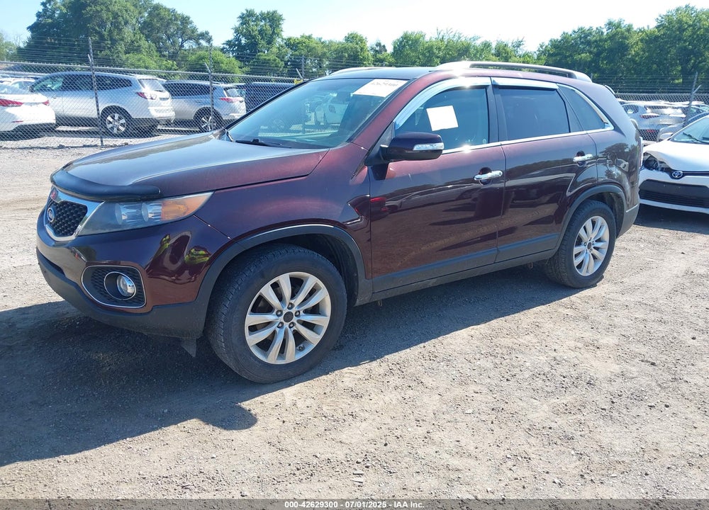 2011 KIA SORENTO VIN: 5XYKU4A2XBG031144