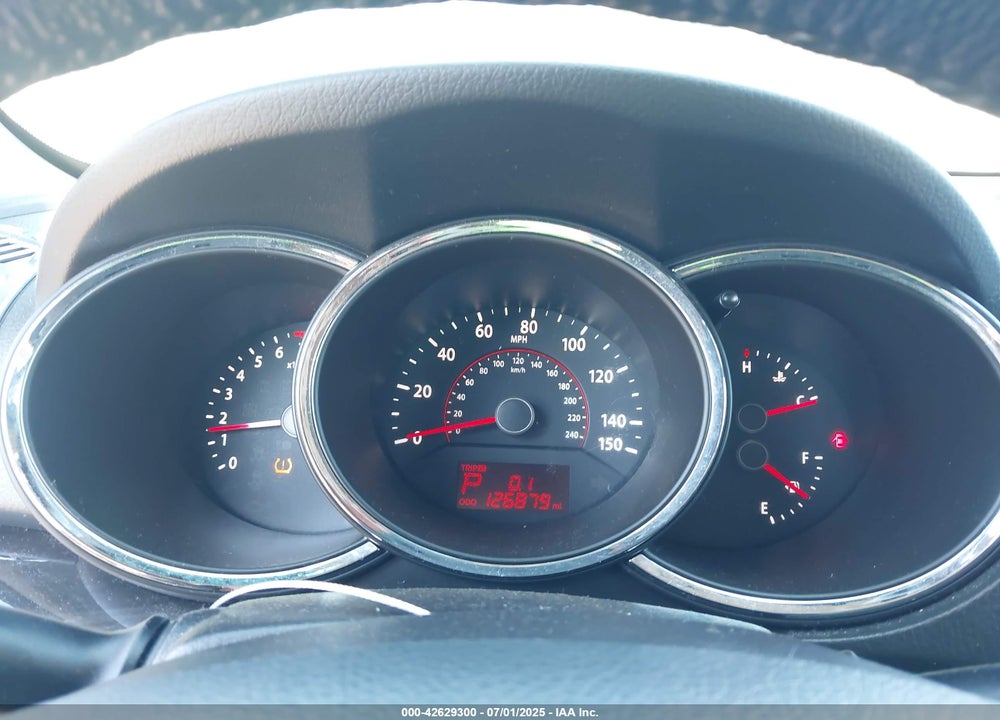 2011 KIA SORENTO VIN: 5XYKU4A2XBG031144