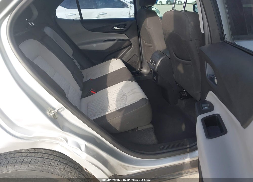 2019 CHEVROLET EQUINOX VIN: 3GNAXHEV5KS567861