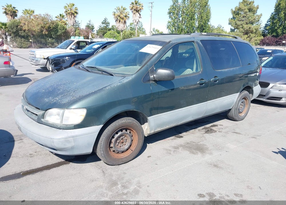 2000 TOYOTA SIENNA LE VIN: 4T3ZF13CXYU312352