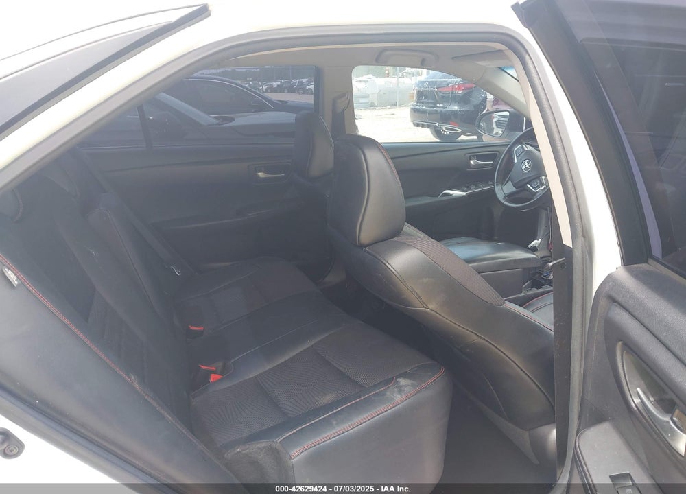 2017 TOYOTA CAMRY VIN: 4T1BF1FK2HU365883