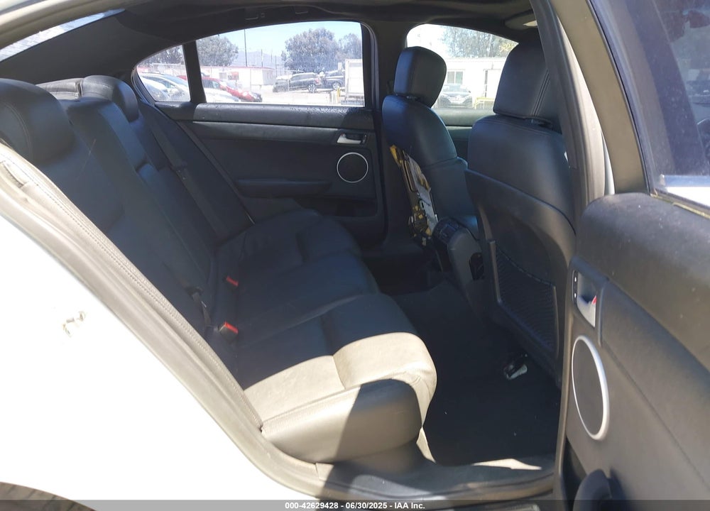 2009 PONTIAC G8 GT VIN: 6G2EC57Y39L207720