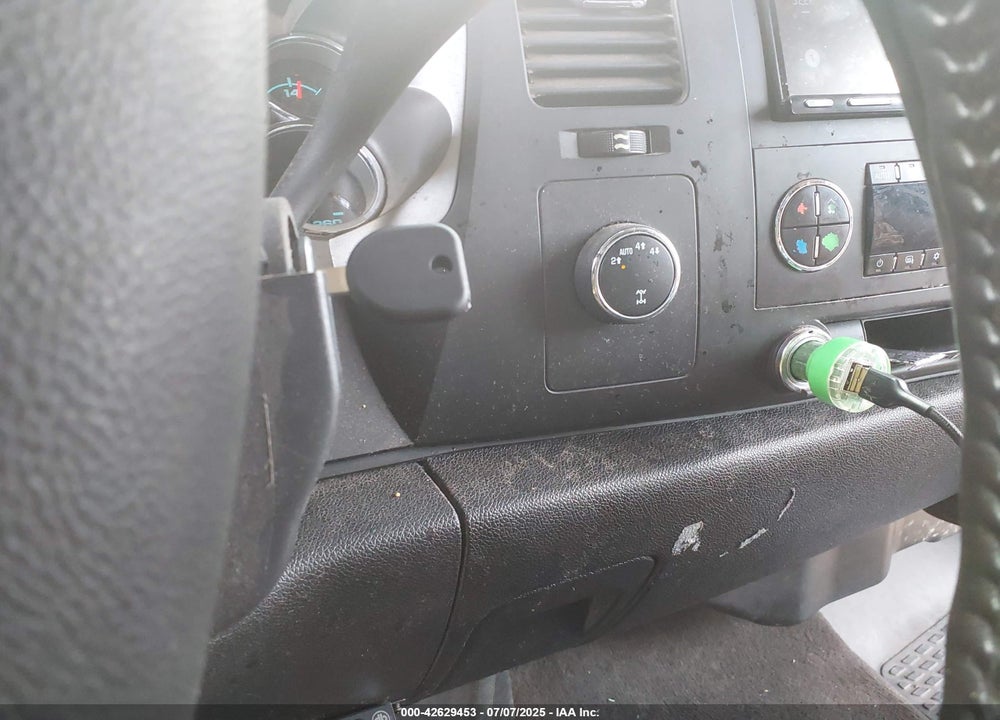 2013 CHEVROLET SILVERADO 1500 VIN: 3GCPKSE73DG184720