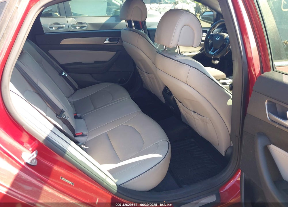 2015 HYUNDAI SONATA VIN: 5NPE34AB0FH224613