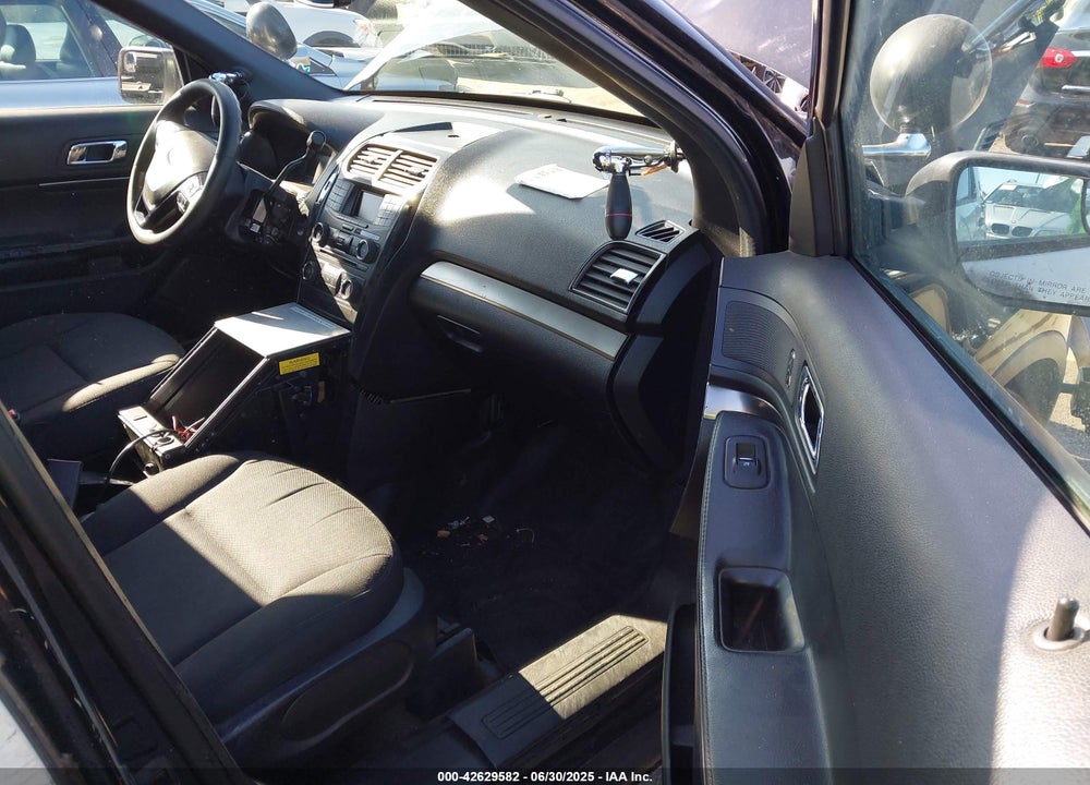 2017 FORD POLICE INTERCEPTOR UTILITY VIN: 1FM5K8ARXHGC34771
