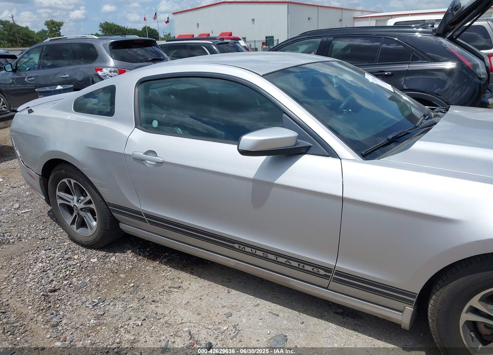 2013 FORD MUSTANG VIN: 1ZVBP8AM7D5242049
