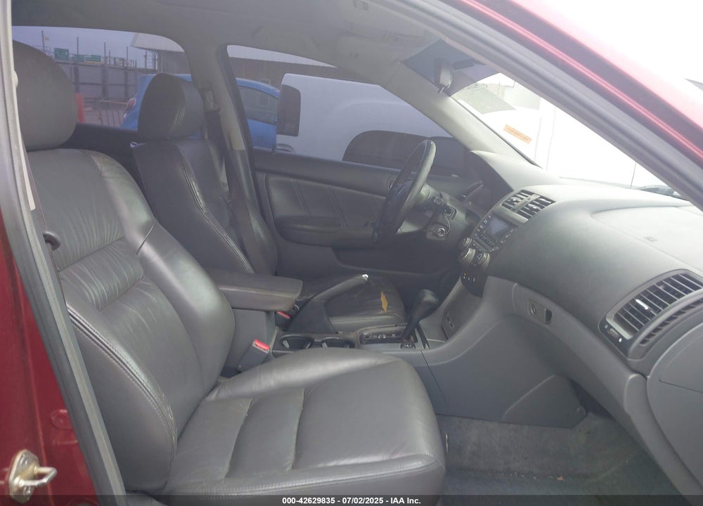 2004 HONDA ACCORD 3.0 EX VIN: 1HGCM66514A084452