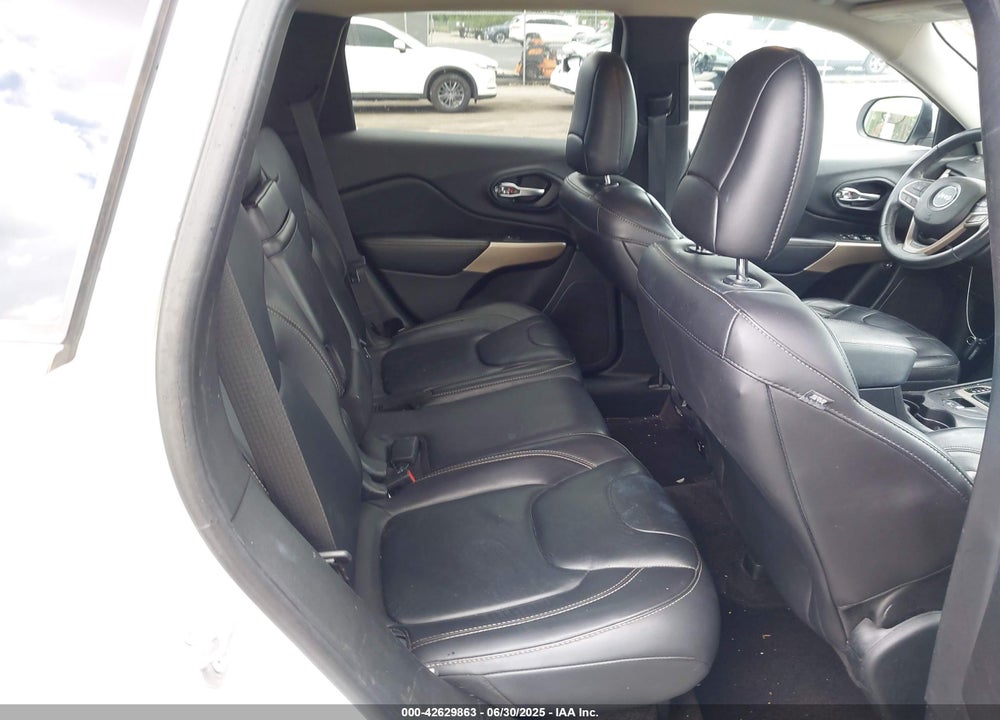 2017 JEEP CHEROKEE VIN: 1C4PJLDB7HW610561