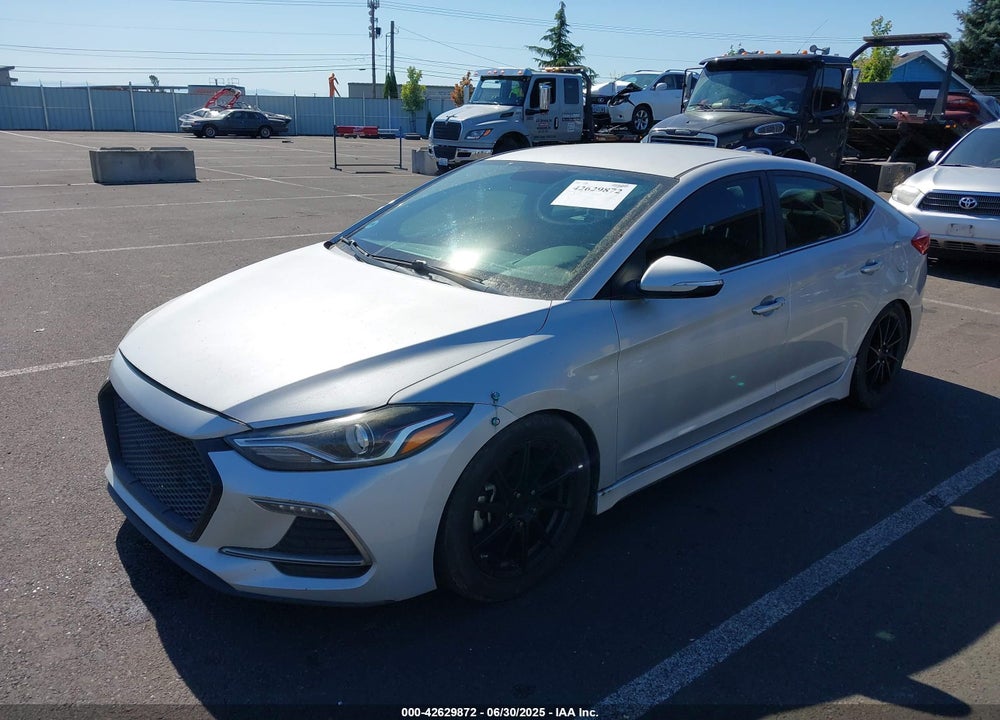 2017 HYUNDAI ELANTRA VIN: KMHD04LB5HU326298
