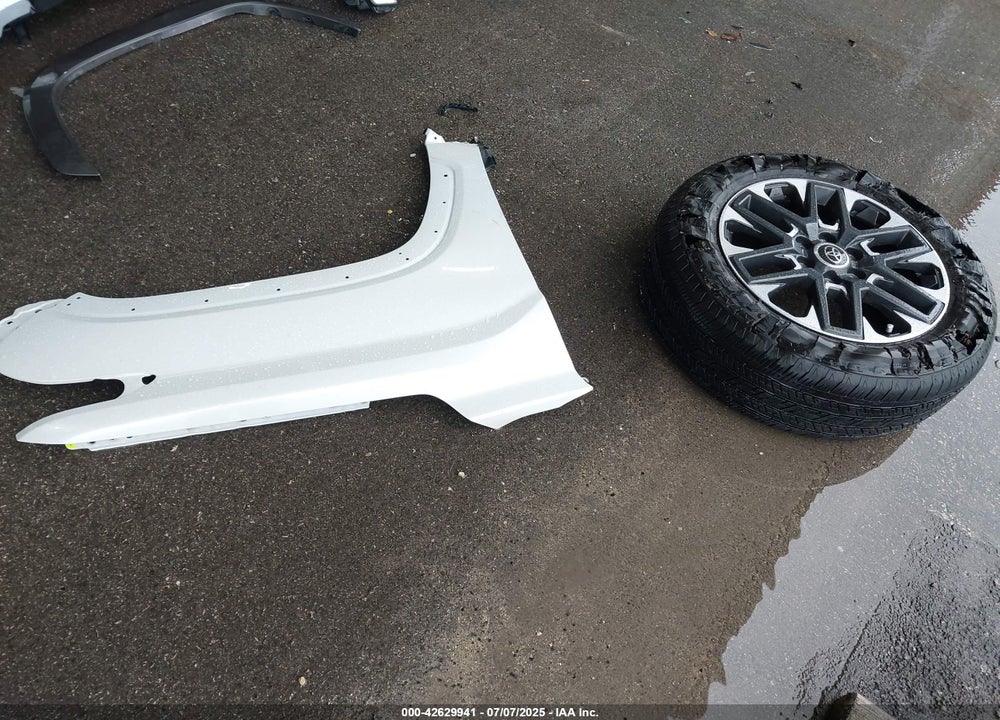 2023 TOYOTA TUNDRA VIN: 5TFJC5DB6PX036720