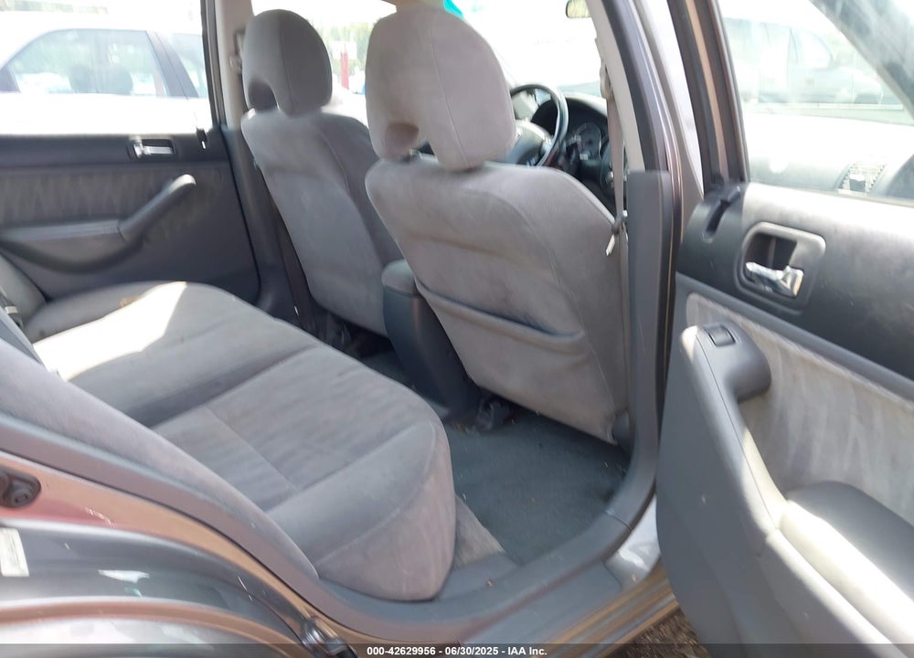 2005 HONDA CIVIC VIN: 2HGES16545H633159