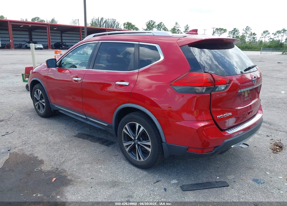 2017 NISSAN ROGUE VIN: JN8AT2MV5HW284820