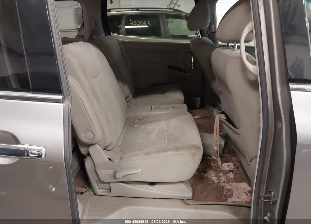2011 NISSAN QUEST VIN: JN8AE2KP4B9005023