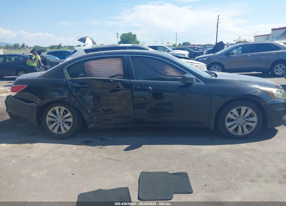 2011 HONDA ACCORD VIN: 1HGCP2F85BA116665