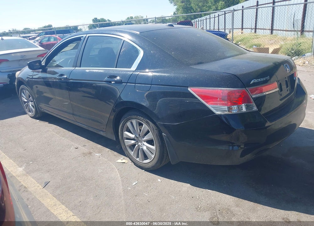 2011 HONDA ACCORD VIN: 1HGCP2F85BA116665