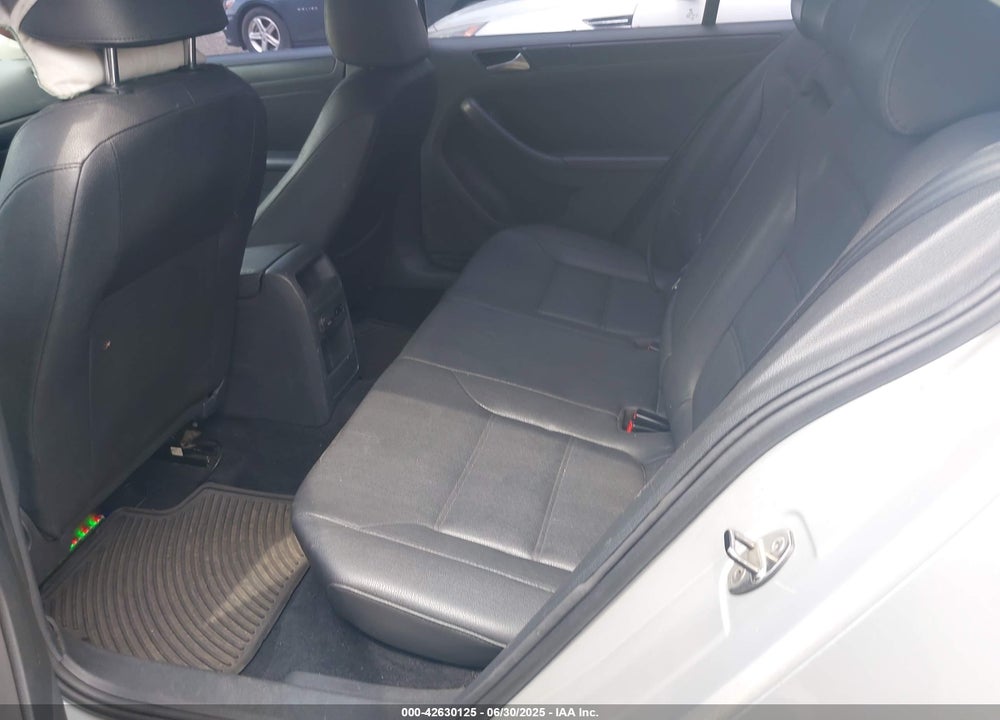2012 VOLKSWAGEN JETTA VIN: 3VWBP7AJ6CM076891