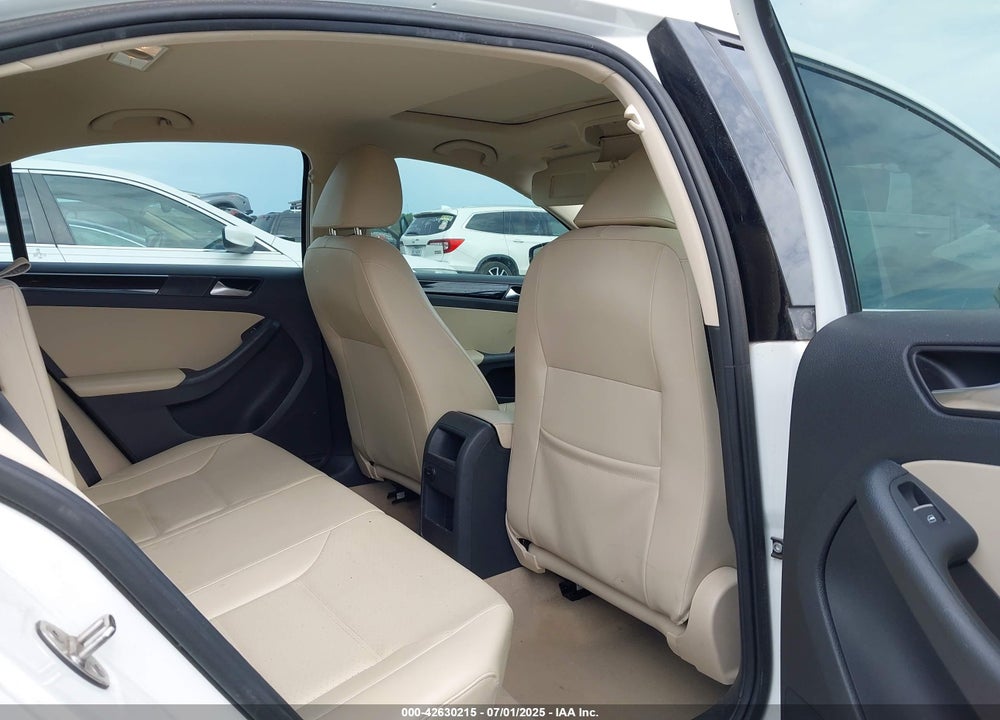 2016 VOLKSWAGEN JETTA VIN: 3VWL07AJXGM203480