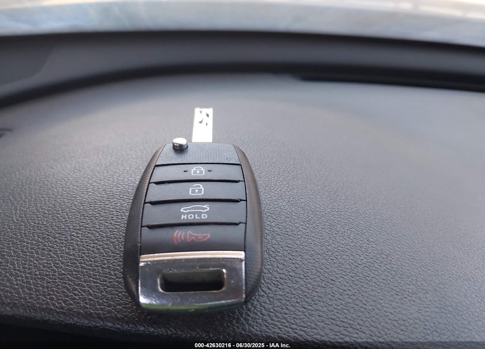 2017 KIA OPTIMA VIN: KNAGT4L31H5149628