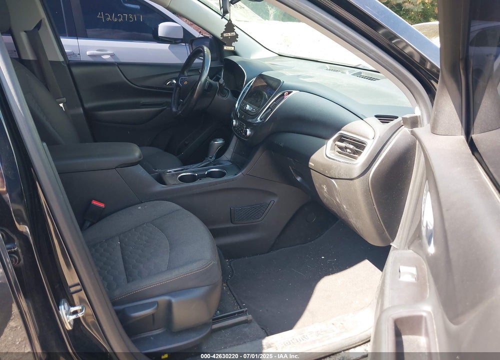 2018 CHEVROLET EQUINOX VIN: 2GNAXJEV2J6246607