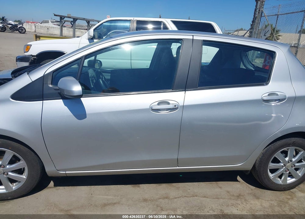 2016 TOYOTA YARIS LE VIN: VNKKTUD36GA061781
