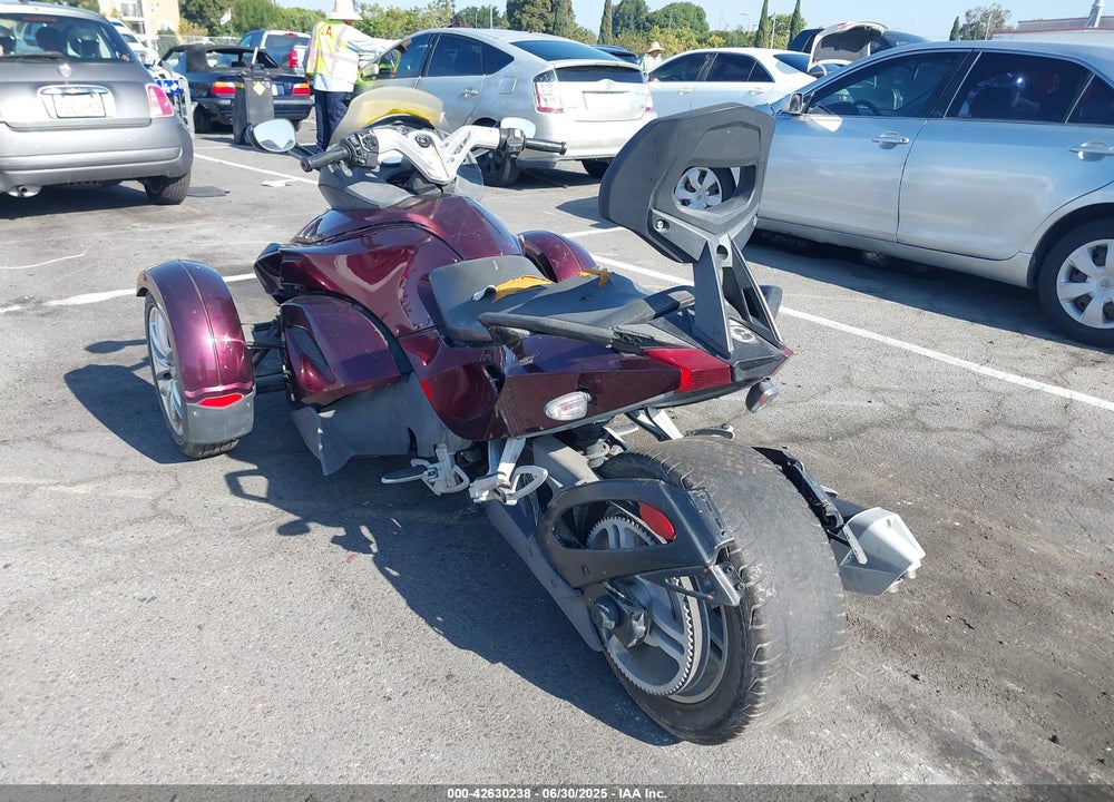 2014 CAN-AM SPYDER ROADSTER RS/RS-S VIN: 2BXNABC13EV000906