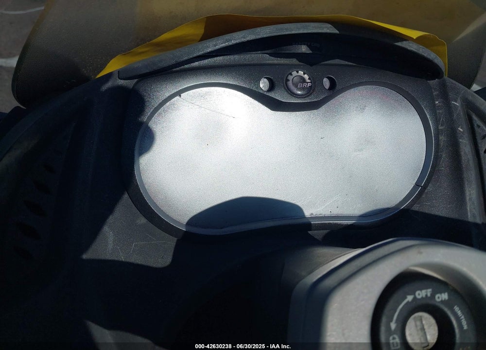 2014 CAN-AM SPYDER ROADSTER RS/RS-S VIN: 2BXNABC13EV000906