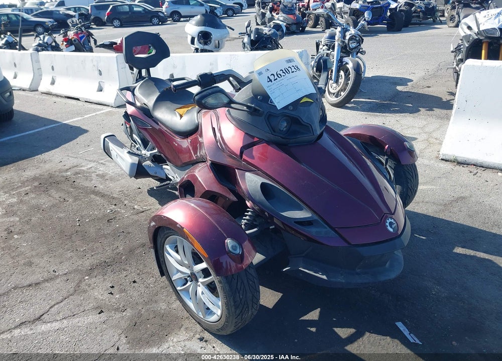 2014 CAN-AM SPYDER ROADSTER RS/RS-S VIN: 2BXNABC13EV000906