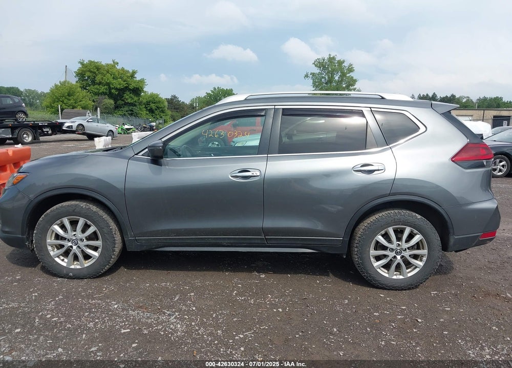 2018 NISSAN ROGUE VIN: 5N1AT2MVXJC702867