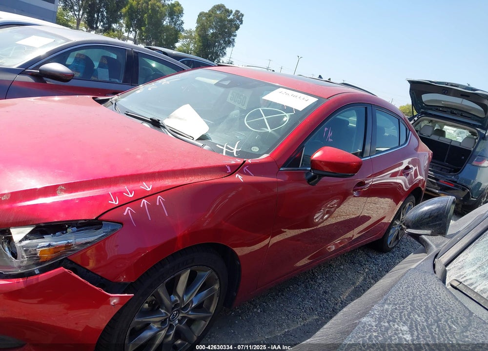 2018 MAZDA MAZDA3 VIN: 3MZBN1W32JM240325