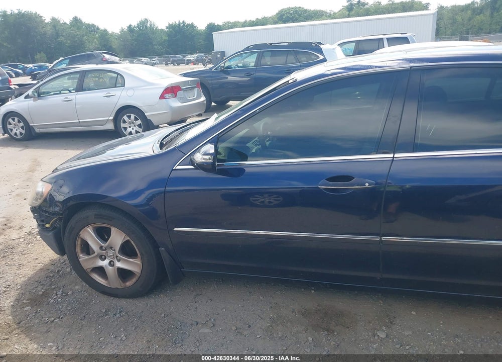 2008 ACURA RL VIN: JH4KB16598C001233