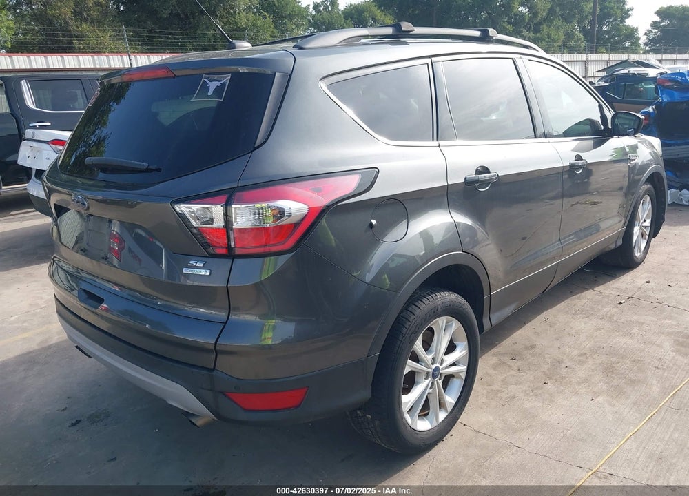 2017 FORD ESCAPE VIN: 1FMCU0G95HUC00555