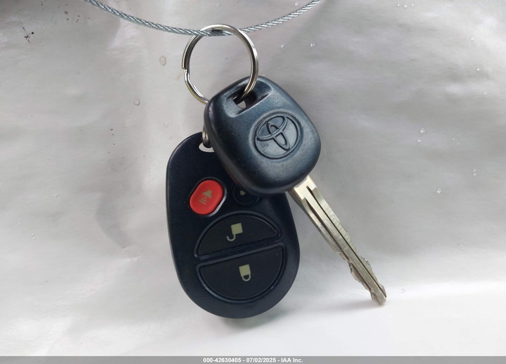 2004 TOYOTA SIENNA LE VIN: 5TDZA23C24S008495