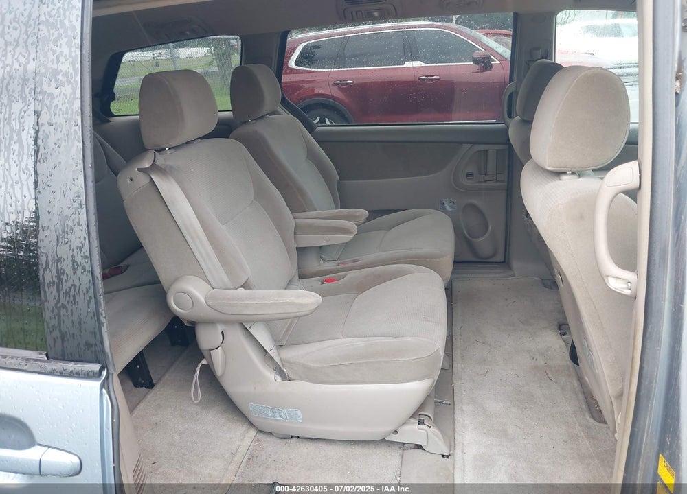 2004 TOYOTA SIENNA LE VIN: 5TDZA23C24S008495