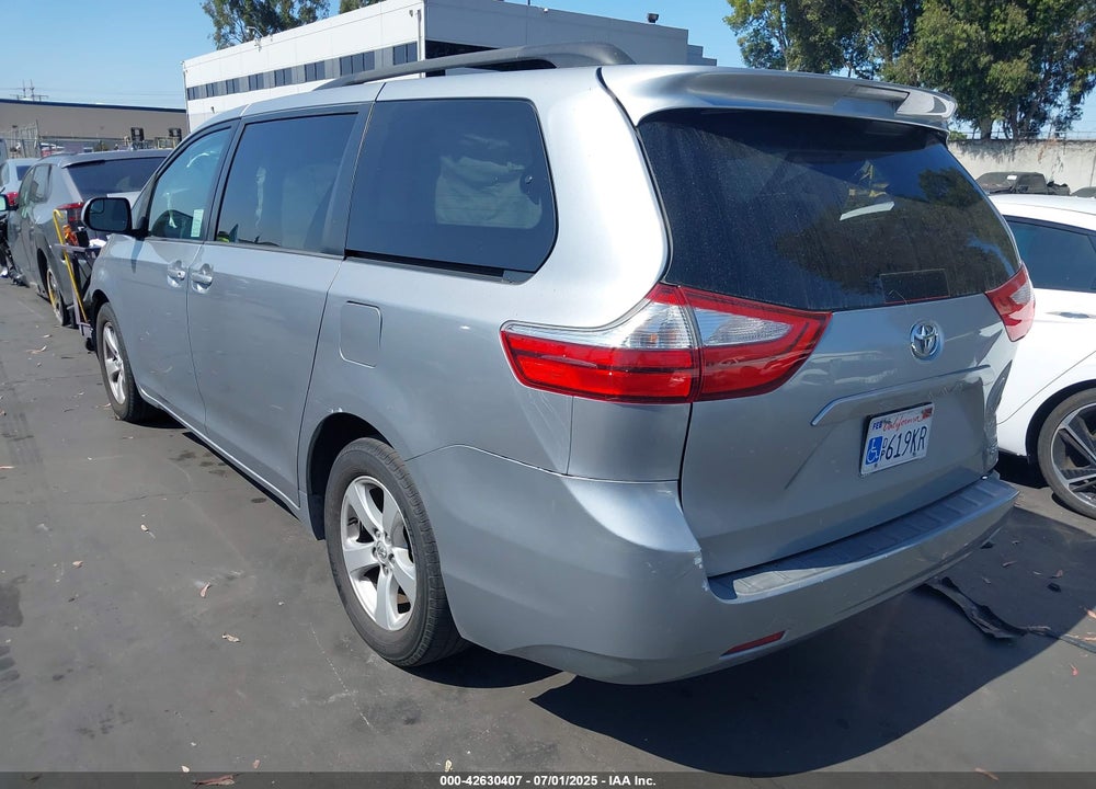 2015 TOYOTA SIENNA LE 8 PASSENGER VIN: 5TDKK3DCXFS530684