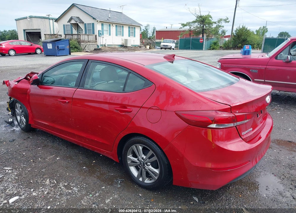2017 HYUNDAI ELANTRA VIN: KMHD84LFXHU417580