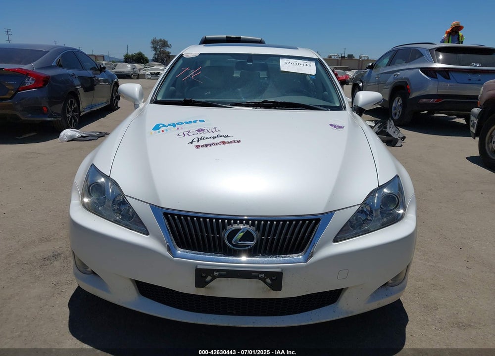 2009 LEXUS IS250 VIN: JTHBK262995086916