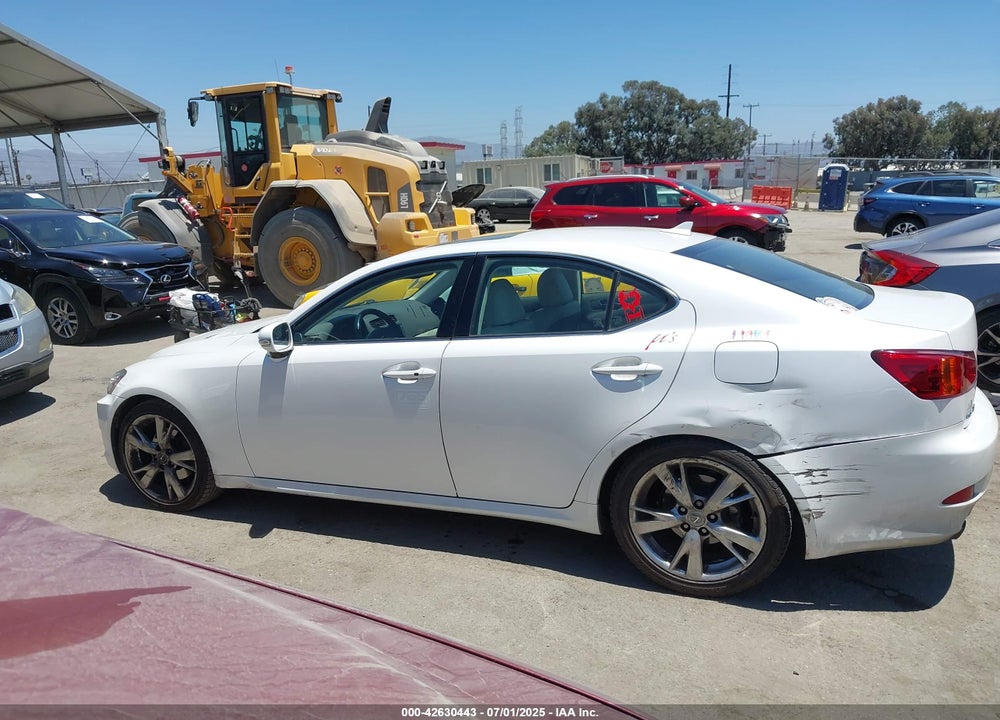 2009 LEXUS IS250 VIN: JTHBK262995086916