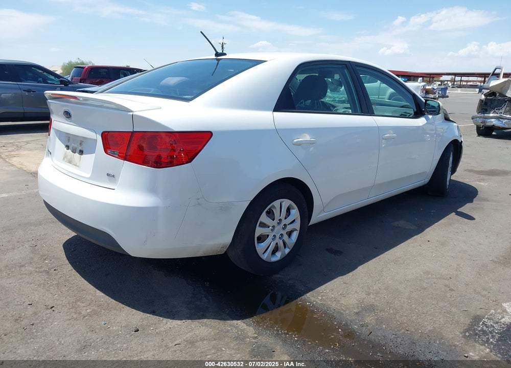 2013 KIA FORTE VIN: KNAFU4A26D5679204
