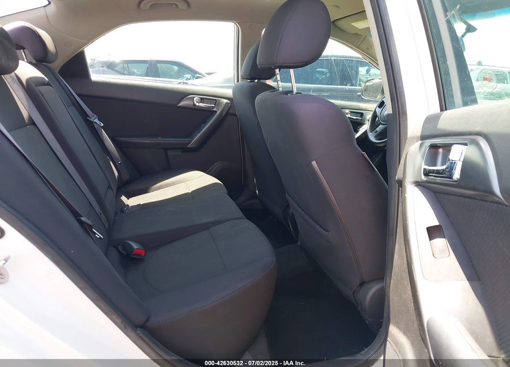 2013 KIA FORTE VIN: KNAFU4A26D5679204