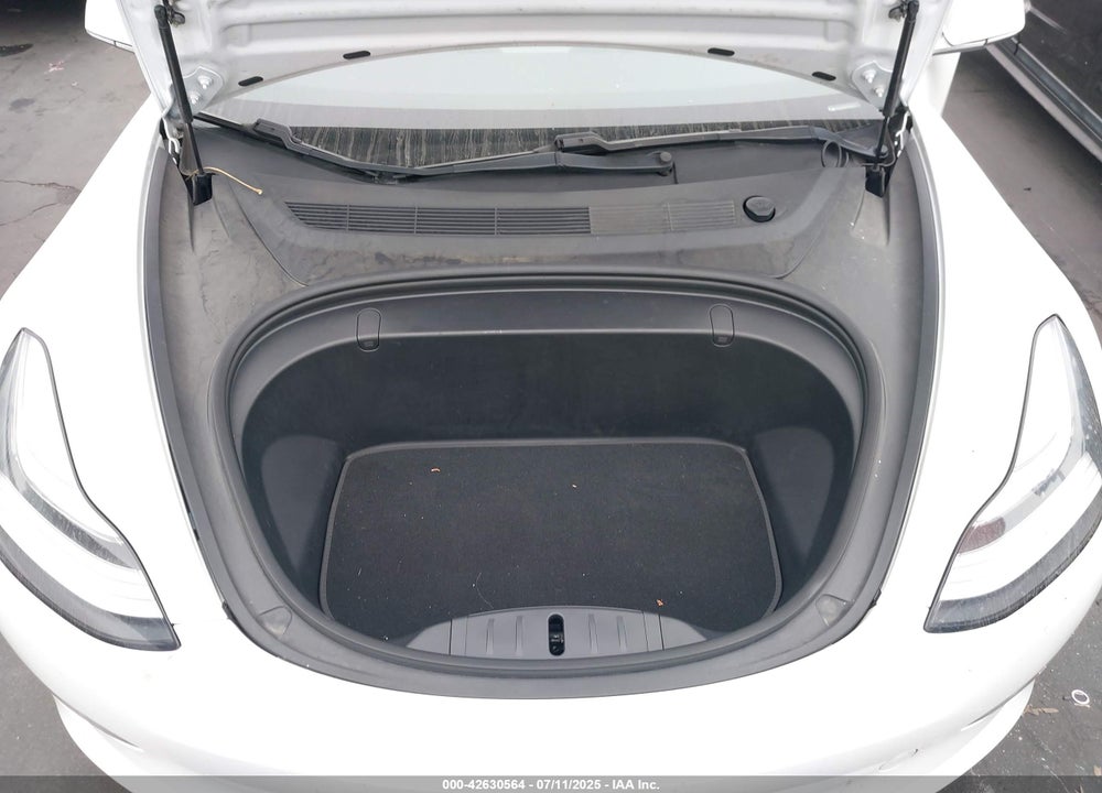 2019 TESLA MODEL 3 VIN: 5YJ3E1EB6KF192057