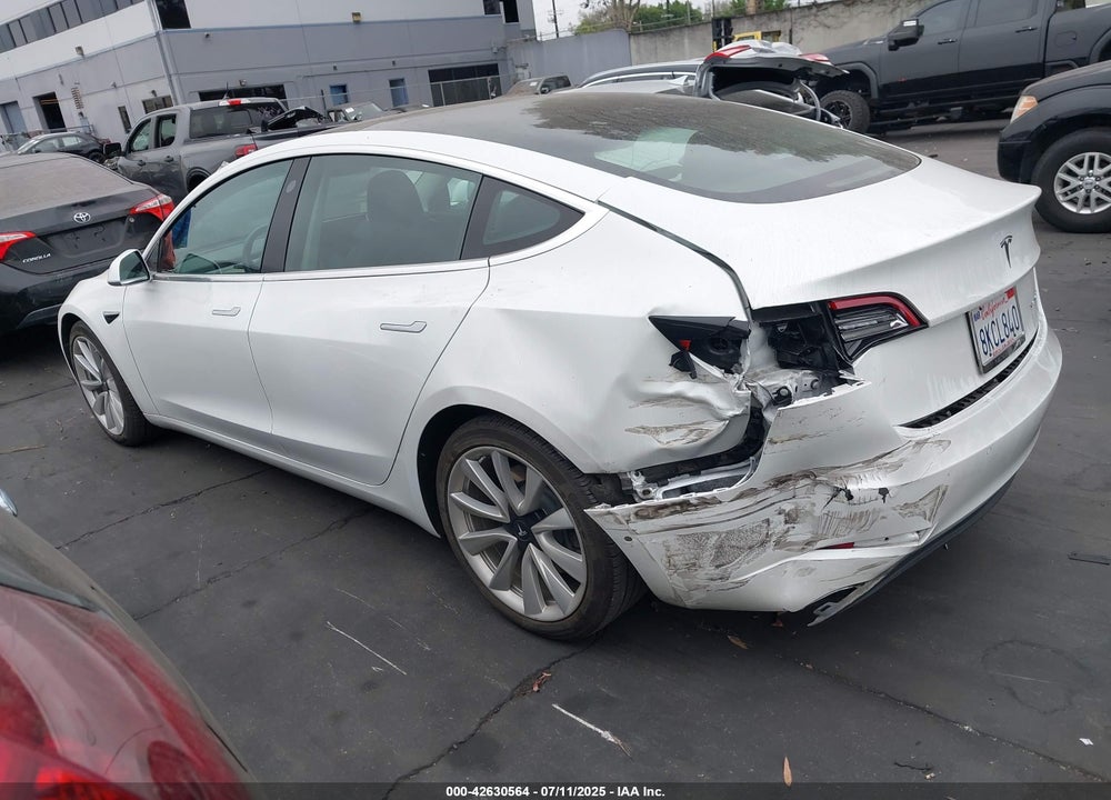 2019 TESLA MODEL 3 VIN: 5YJ3E1EB6KF192057
