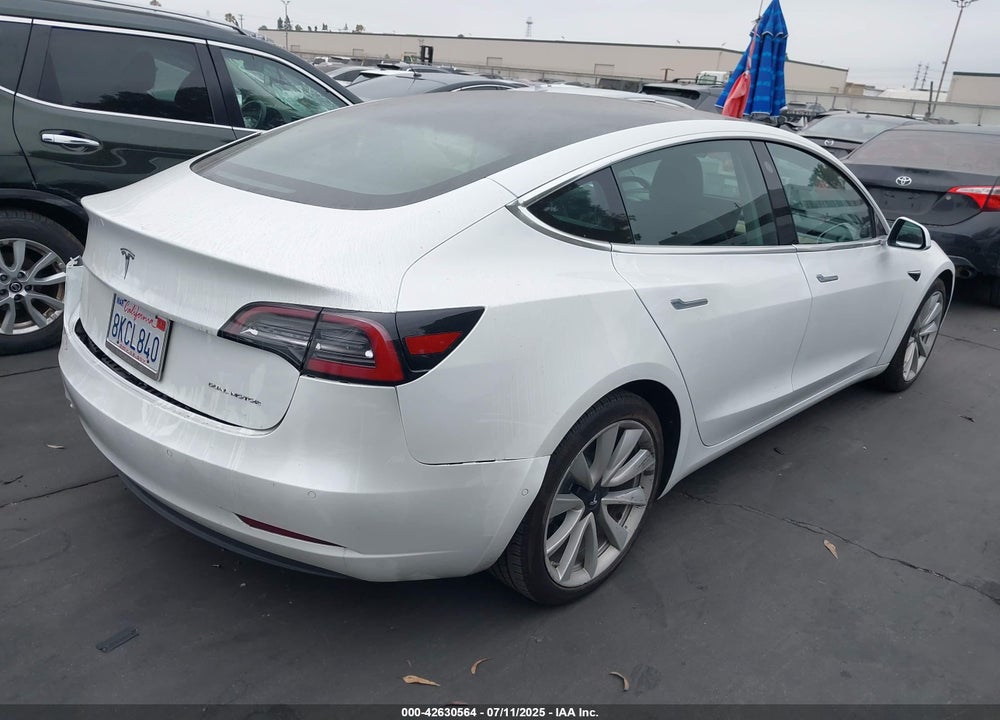 2019 TESLA MODEL 3 VIN: 5YJ3E1EB6KF192057
