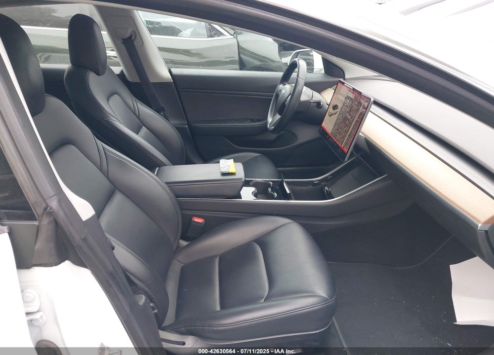 2019 TESLA MODEL 3 VIN: 5YJ3E1EB6KF192057