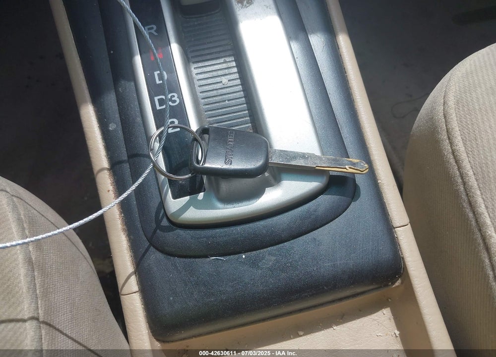 2003 HONDA CIVIC LX VIN: 2HGES16613H519819