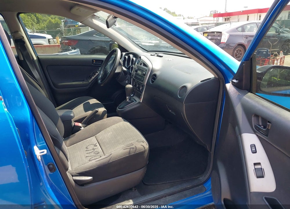 2007 TOYOTA MATRIX VIN: 2T1KR32E27C675938