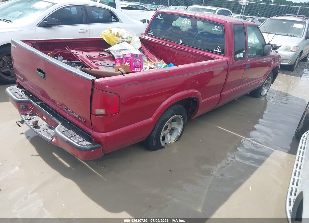 2003 CHEVROLET S-10 LS VIN: 1GCCS19X438162636