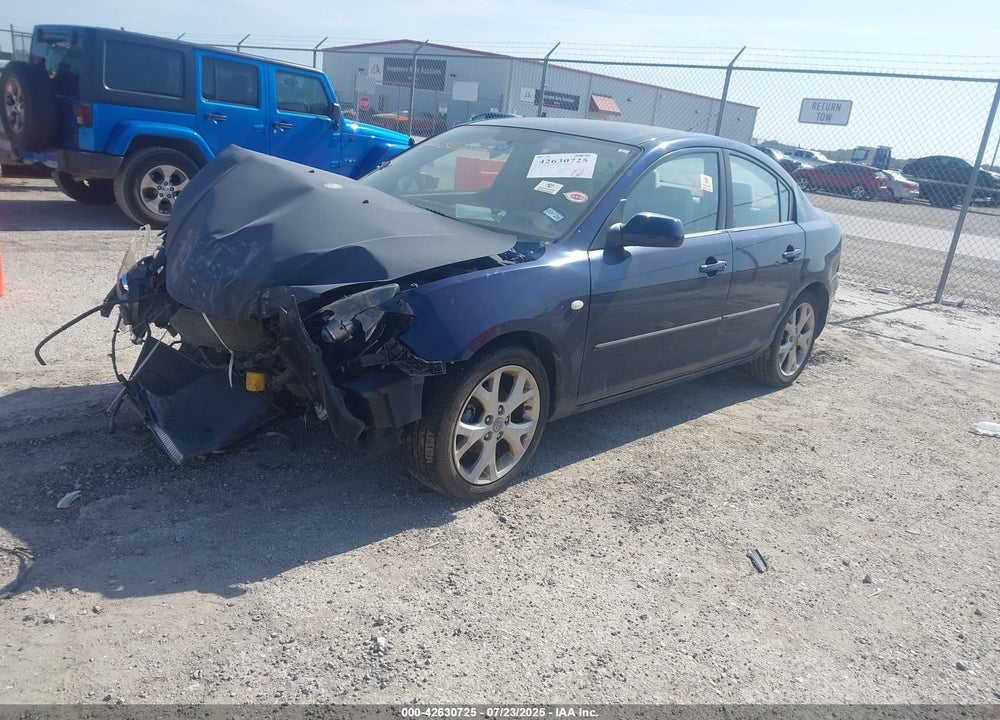 2008 MAZDA 3 VIN: JM1BK32F581111087