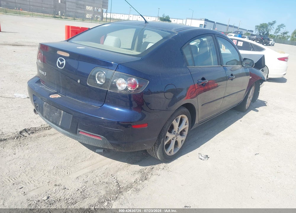 2008 MAZDA 3 VIN: JM1BK32F581111087