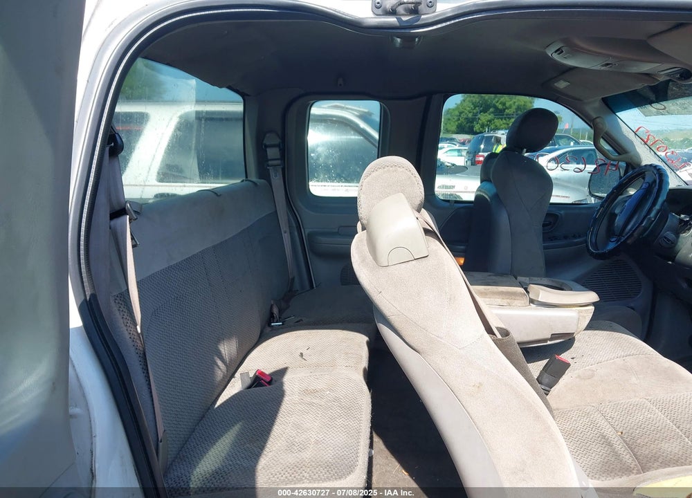 2001 FORD F-150 LARIAT/XL/XLT VIN: 1FTRX17W61KA27082